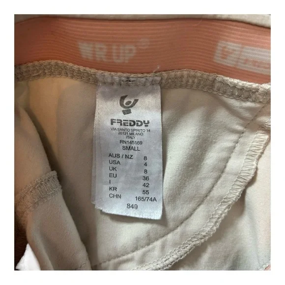 Freddy WR.UP Low-Rise 7/8 Length Pants - Size S, Light Beige - Picture 6 of 11